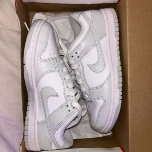 Nike light grey dunks
